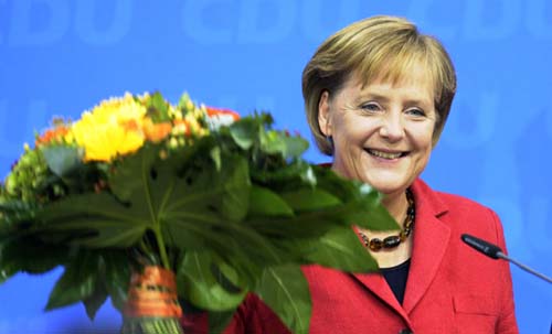 德国大选举行电视辩论 民调显示默克尔占优
