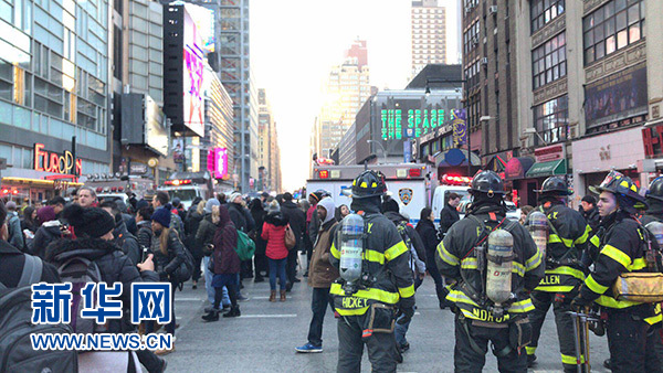 美国纽约曼哈顿发生爆炸４人受伤
