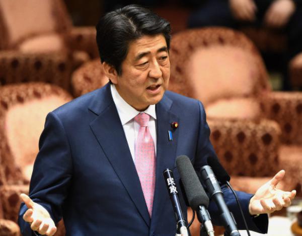 超半数日本受访者反对首相安倍晋三修宪主张