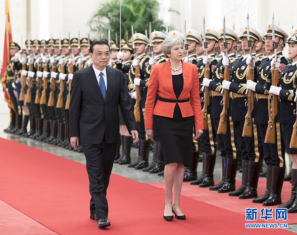 李克强同英国首相特雷莎·梅举行中英总理年度会晤