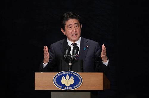 安倍内阁支持率骤跌逼近最低值 不支持率超支持率