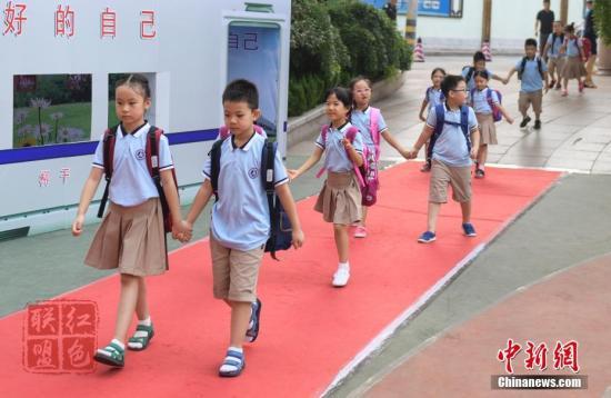 专家详解小学入学年龄划定问题：作统一规定不现实