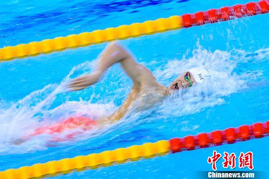 FINA冠军游泳系列赛：孙杨夺双冠叶诗文刷新个人记录