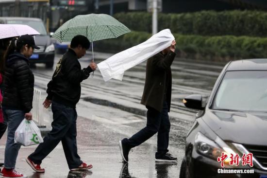 新一轮冷空气影响全国 黄淮江淮江南等地将有强降水