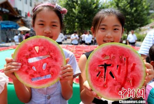 立秋里的仪式感：今天你“啃秋”了没？