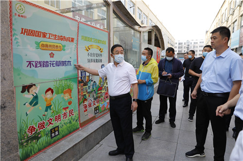 对照测评标准 加快补齐短板  江绍华督导深化全国文明城市创建工作