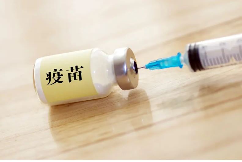 中国新冠病毒疫苗年产能超70亿剂，产量超55亿剂