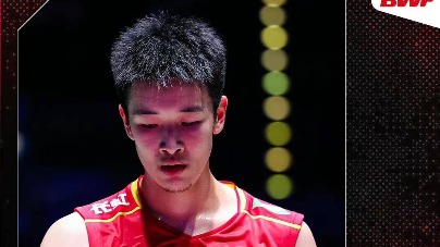 祝贺！00后李诗沣首夺世界羽联全英赛男单冠军